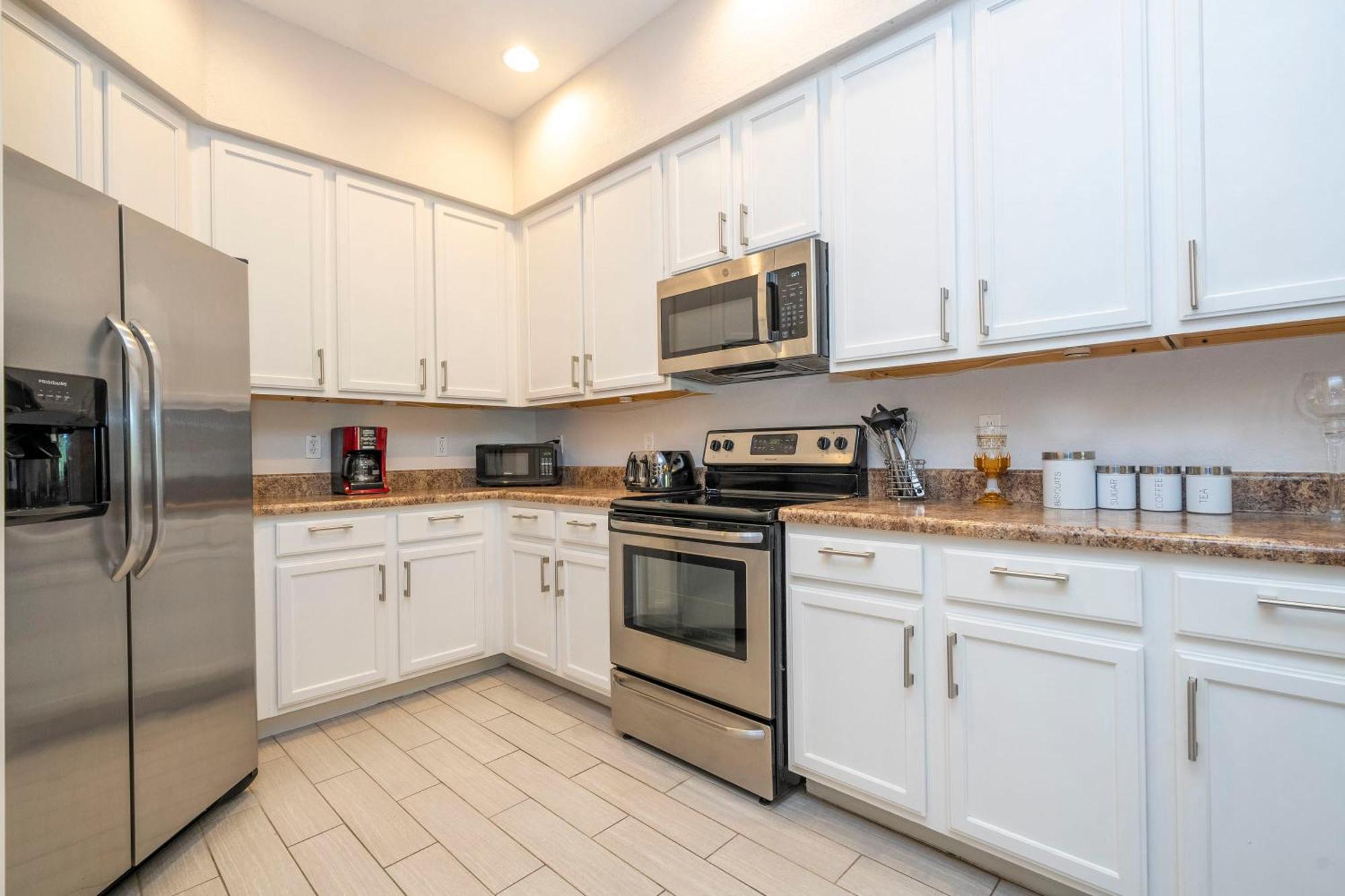 2 Bed Pirates Oasis Apartment