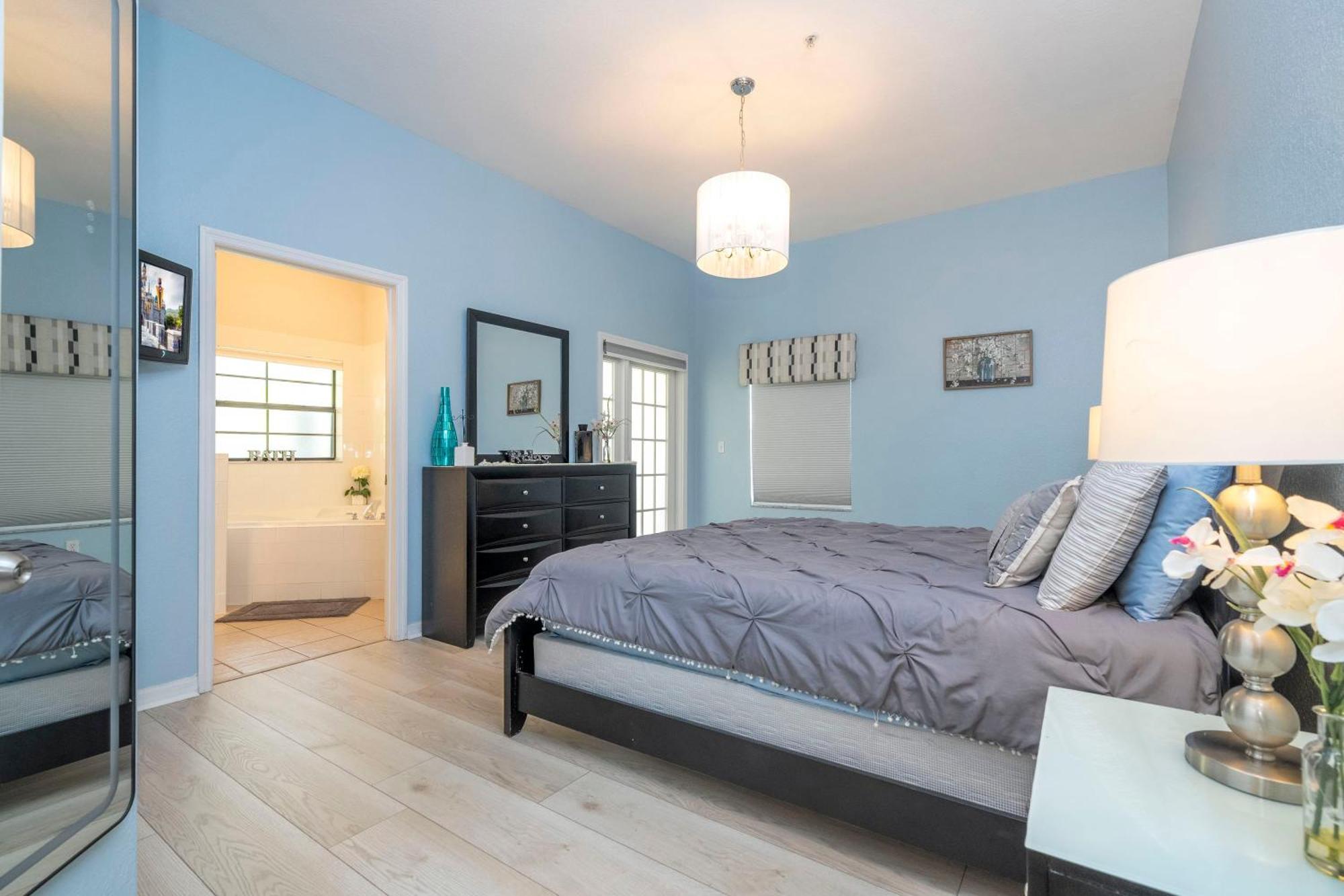 2 Bed Pirates Oasis Apartment